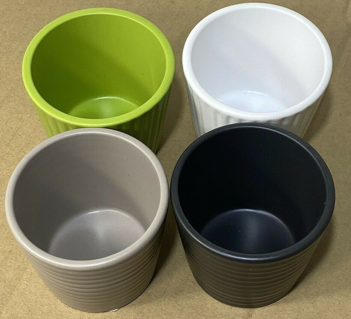 Expressive Mini pots