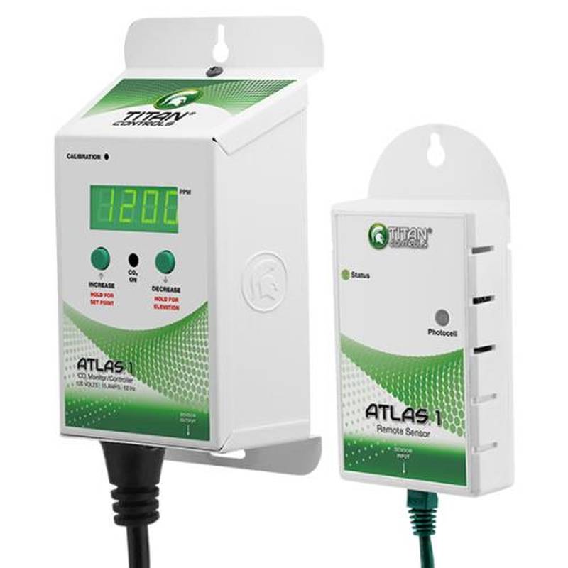 Titan Controls® Atlas® 1 - CO2 Monitor/Controller with Remote Sensor Pre Owned